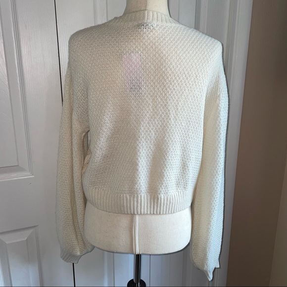 Wild fable crop sweater balloon sleeve size M - Picture 4 of 9